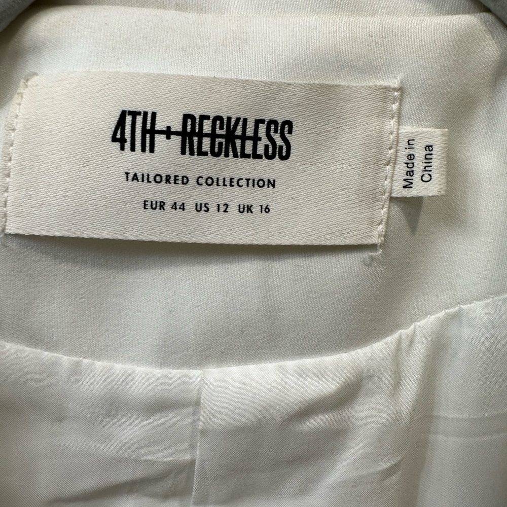 White blazer - Picture 2 of 3